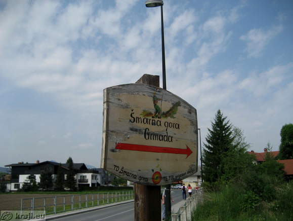 Direction sign for Smarna gora Hill
