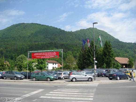 Parking places in Tacen