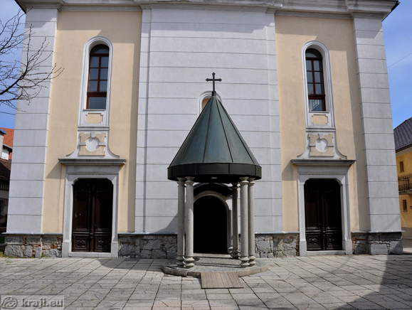 Logatec - Die Kirche der Rosenkranz Mutter Gottes