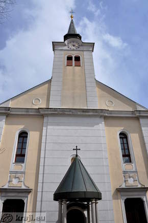 Logatec - Die Kirche der Rosenkranz Mutter Gottes