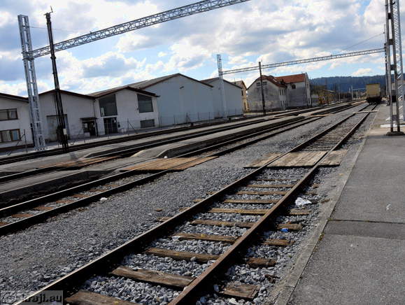 Pogled v smeri proti Postojni