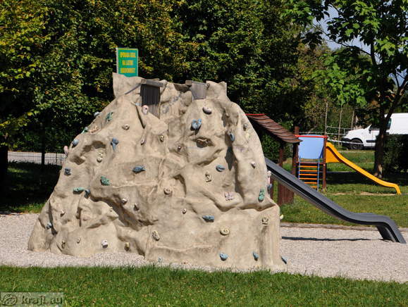 Mini climbing wall