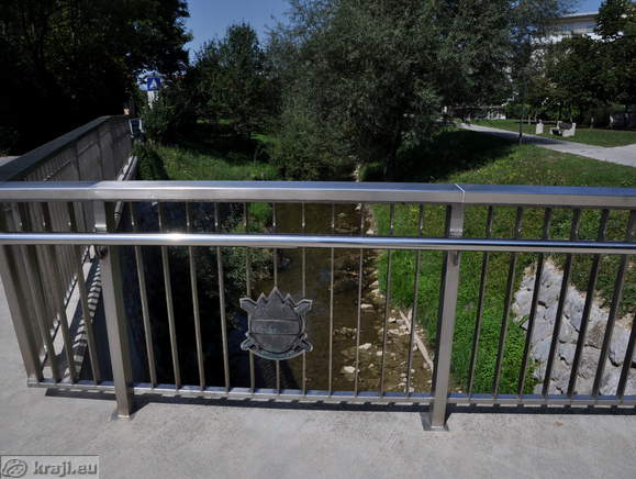 View of the Psata Creek from the bridge