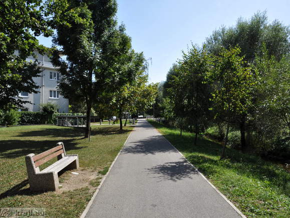 Trzin - Promenade along Psata Creek