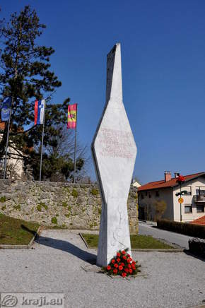 Spomenik 66. žrtvam 2. svetovne vojne