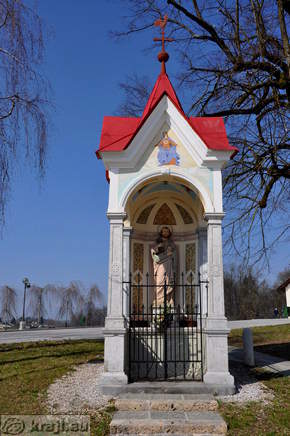 Kapelica pri cerkvi sv. Petra