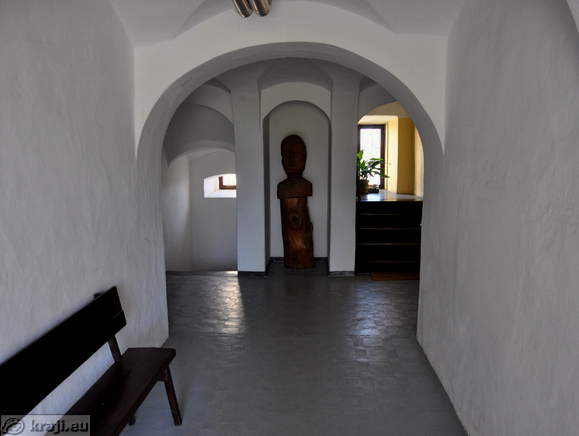 Glavarjeva bolnica - Notranjost