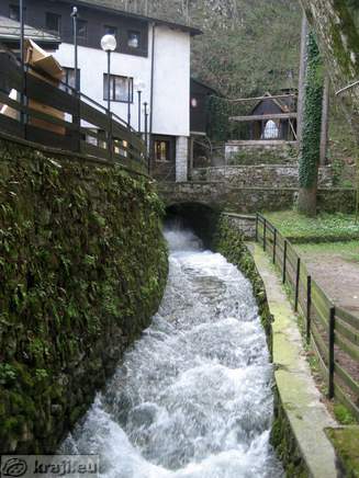 Brook near Restaurant Mocilnik