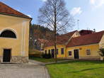 Cerkev sv. Martina - Okolica cerkve sv. Martina 