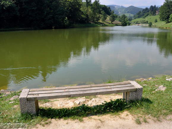 Zreško jezero