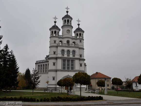 Cerkev Svete Trojice v Odrancih