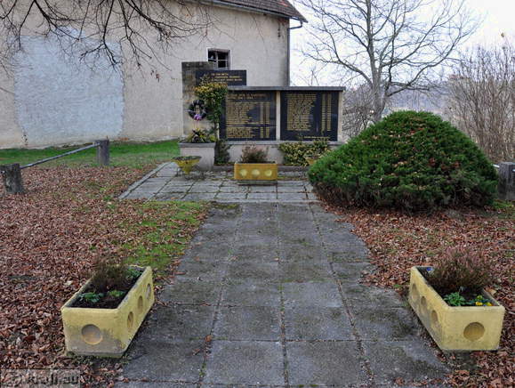 Kapelski vrh - Denkmal für den Nationalen Befreiungskrieg