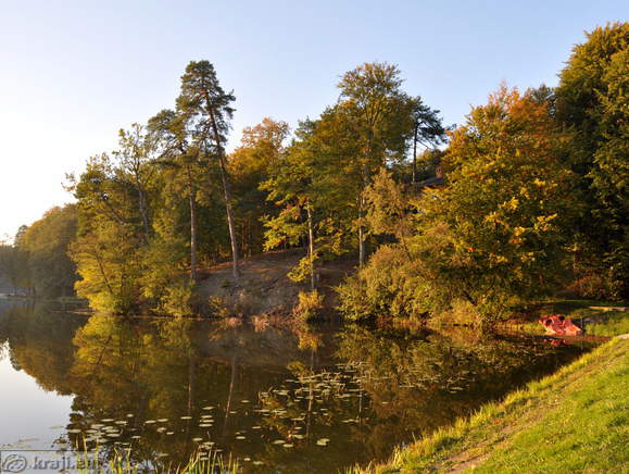 Negova Lake in the autumn