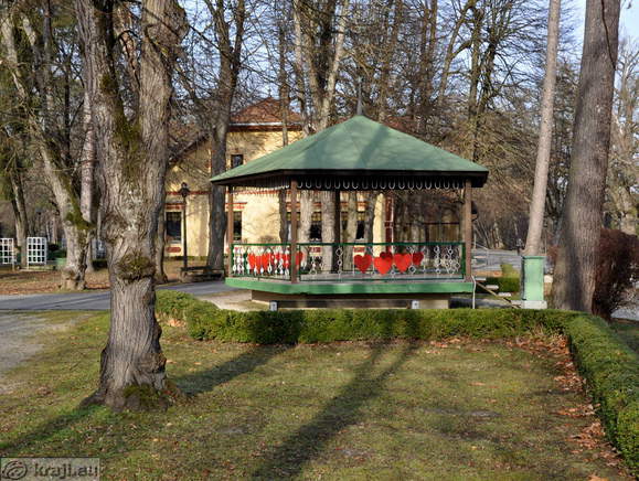Pavilion Three hearts in the park in Radenci
