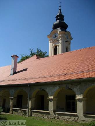 Pogled na zahodni del gradu z zvonikom