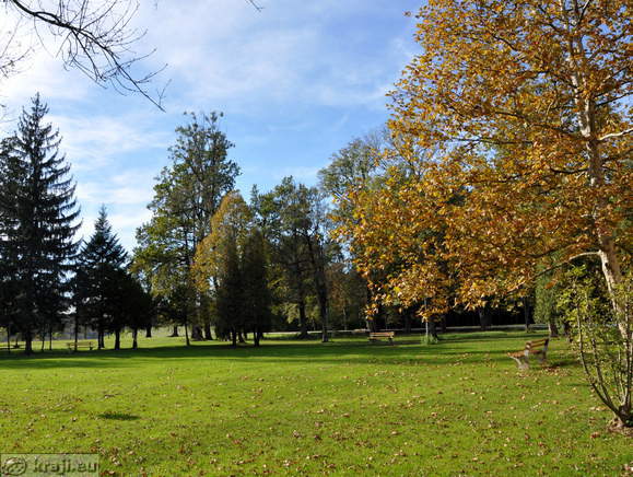 Schloss Statenberg - Park