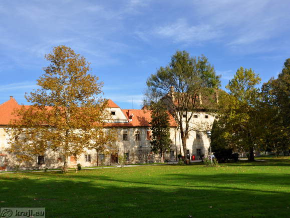 Schloss Statenberg - Park
