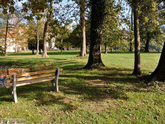 Schloss Statenberg - Park