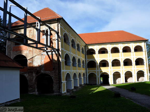 Zahodni in severni trakt