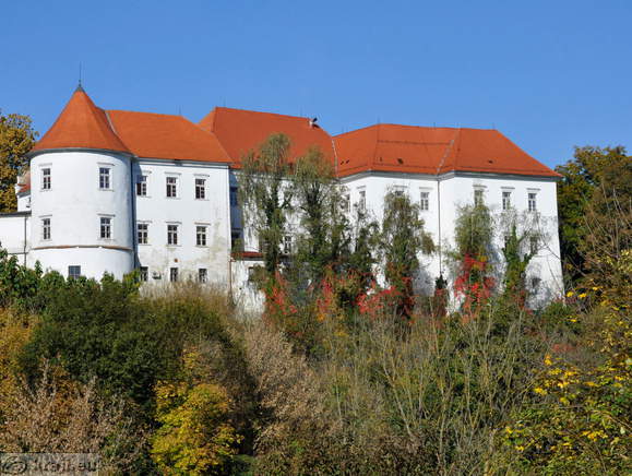 East side of the Hrastovec Castle