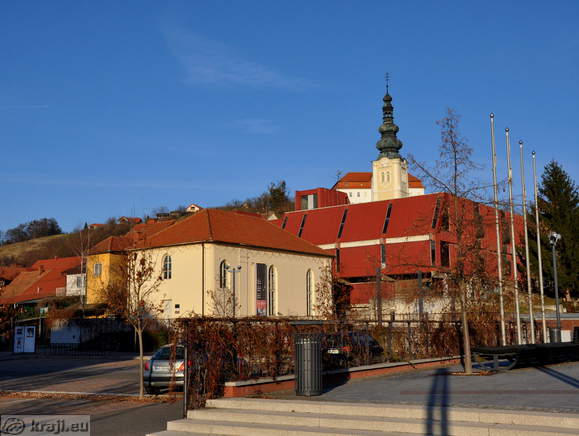 Gyorgy Zale Square with Synagogue