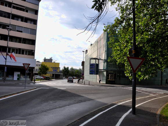 Entrance from Ljubljanska cesta