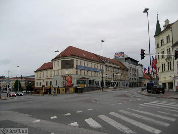 Križišče ob avtobusni postaji