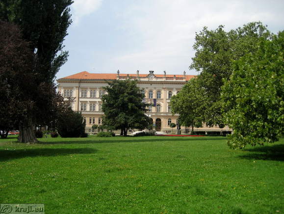 Trg generala Maistra v Mariboru