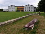 Villa rustica in slovansko grobišče - Klopi okrog ville rustice 