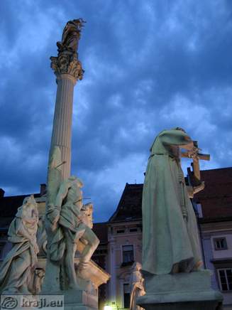 Plague Column in the evening