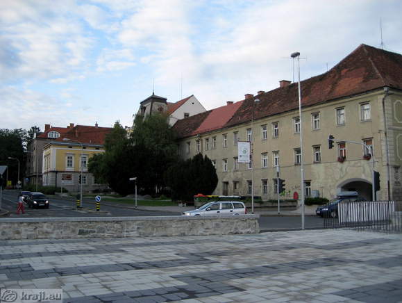 Crossing of Koroska cesta and Strossmayerjeva ulica with Sentpavel mansion and Maribor Art Gallery