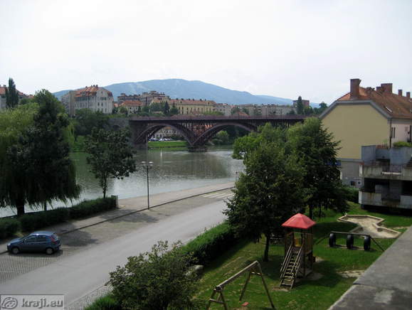 View of river Drava and Stari most (Old Bridge) from the city walls in Zidovska ulica