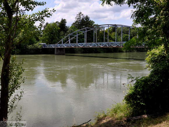 Most čez reko Dravo do Mariborskega otoka