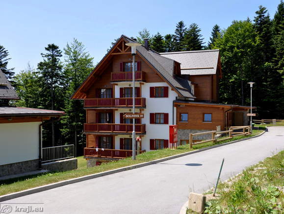 Aparment house Bona 10