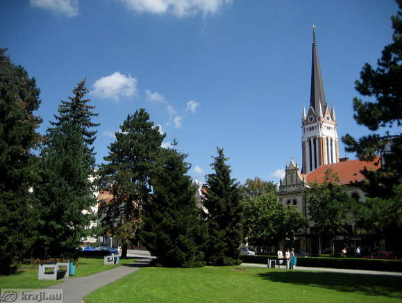 Evangeličanska cerkev s Trga zmage