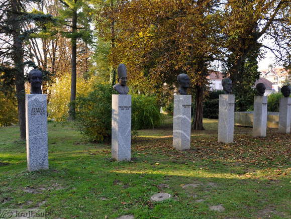 Avenue of giants in front of Ormoz Castle Avenue of giants in front of Ormoz Castle