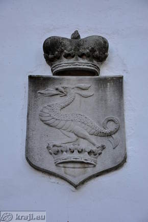 Coat-of-arms Coat-of-arms