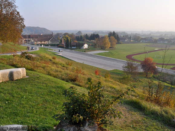 Parkirišče v Veliki Nedelji