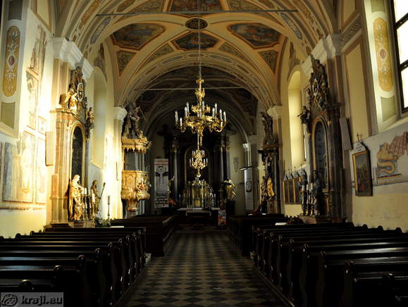 Cerkev sv. Trojice <br> Cerkev sv. Trojice - Notranjost