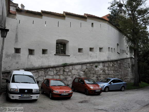 Parkirišče ob Severnem portalu