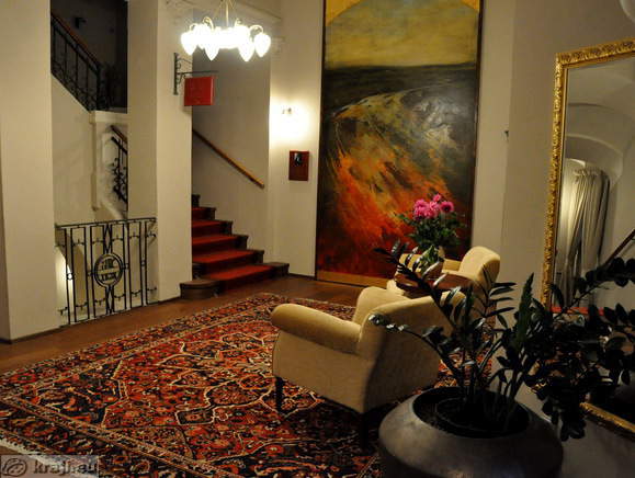 Sobe <br> Etaža hotela Mitra