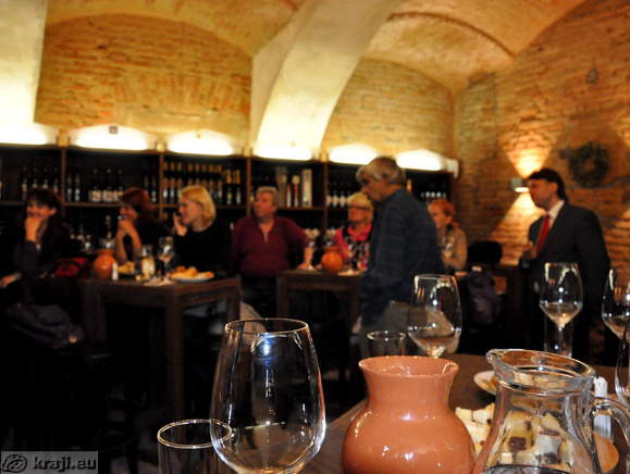 Hotel Mitra - Weinkeller Osterberger