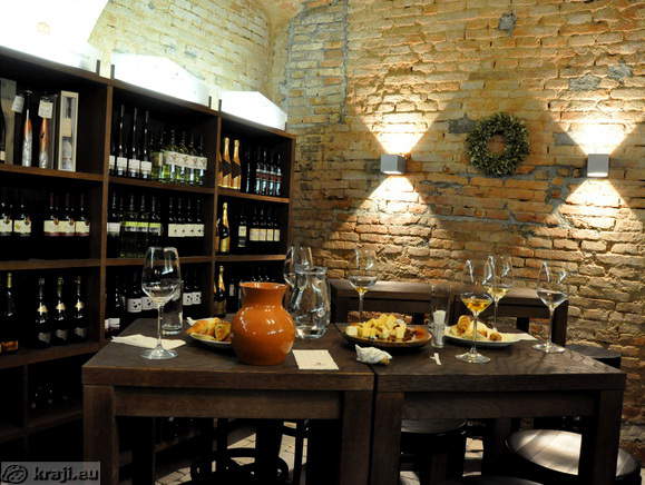 Hotel Mitra - Weinkeller Osterberger