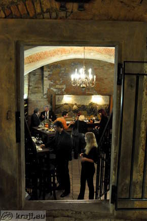 Hotel Mitra - Weinkeller Osterberger