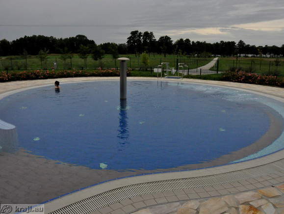 Grand Hotel Primus - Schwimmbecken Vespasianus